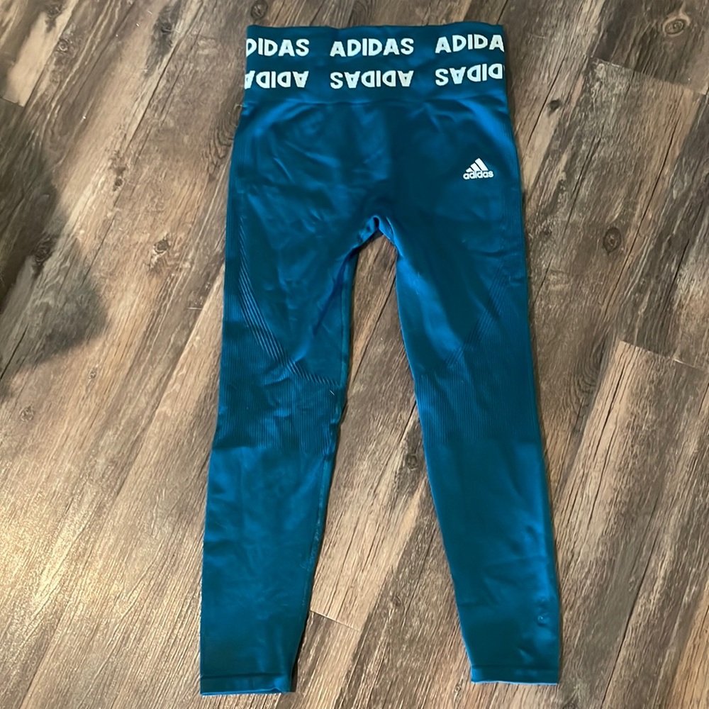 Adidas seamless capri leggings